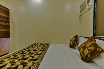 Hotel Garden Park มุมไบ ภายนอก รูปภาพ